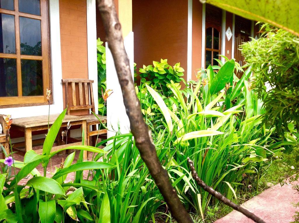 Mumbul Guest House Lovina Exterior foto